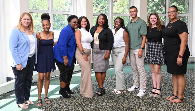 Students in the Bistro with President Lepre